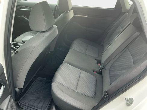 Used 2021 Kia Seltos LX AWD/4WD image 11