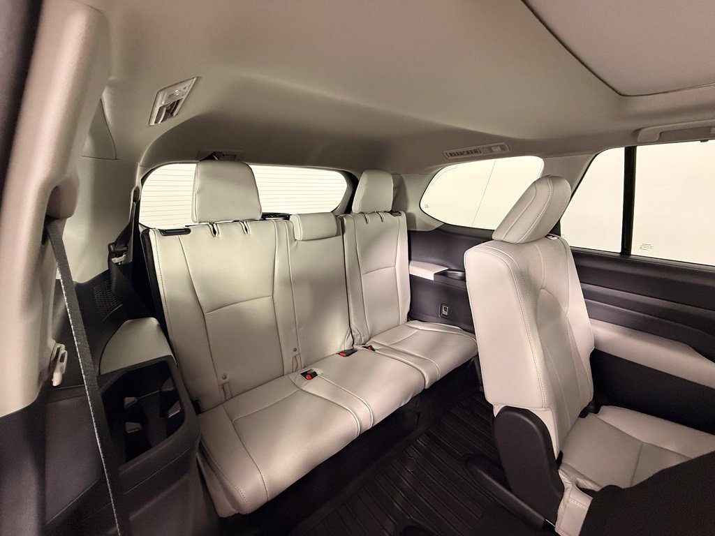 Certified 2026 Toyota Grand Highlander AWD image 23