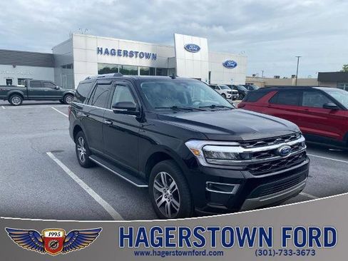 Certified 2022 Ford Expedition Limited AWD/4WD image 1