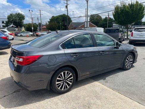 Used 2018 Subaru Legacy 2.5i Premium AWD/4WD image 17