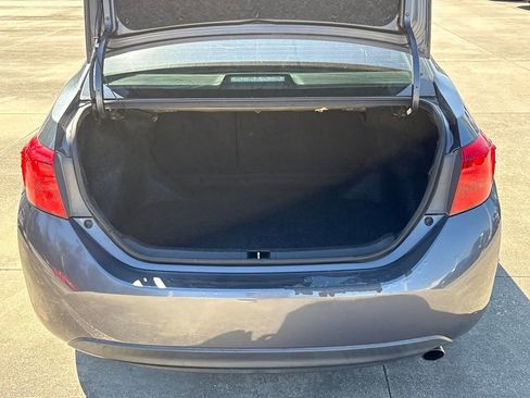 Used 2017 Toyota Corolla SE image 29