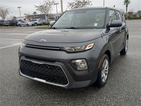 Used 2020 Kia Soul LX image 8