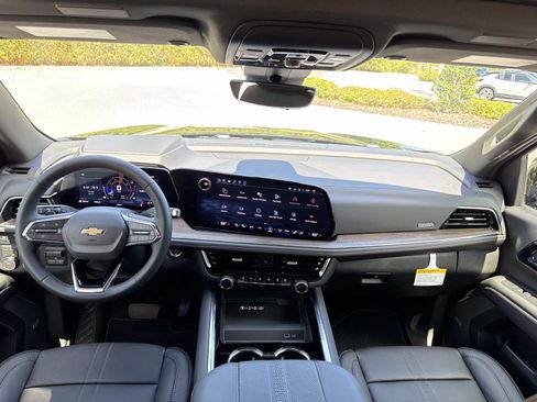 New 2026 Chevrolet Suburban High Country w/ Sun And Tow Package AWD/4WD image 13