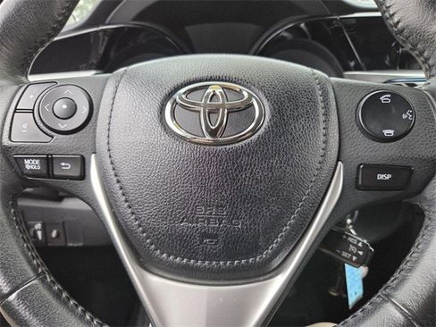 Used 2015 Toyota Corolla S image 32