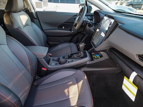 New 2025 Subaru Crosstrek 2.5i Limited image 17