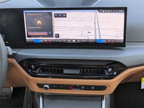 New 2026 BMW 330i Sedan w/ M Sport Package image 17