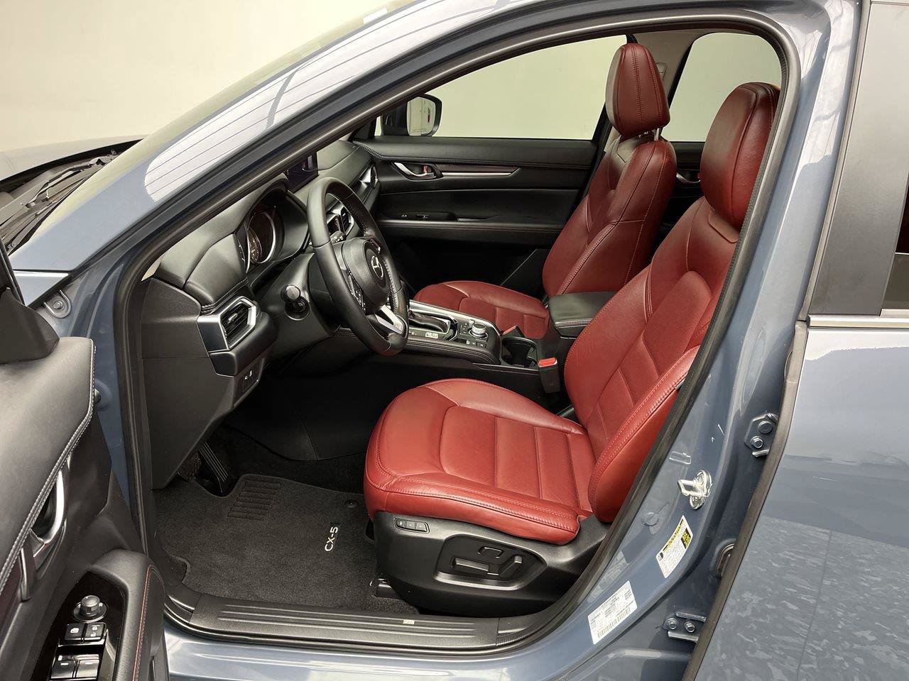 Certified 2023 MAZDA CX-5 Carbon Edition AWD/4WD image 3