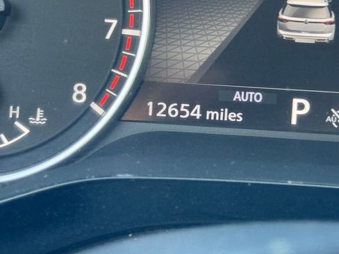 Used 2024 Nissan Pathfinder SL image 13