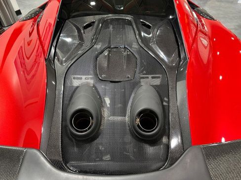 Used 2017 McLaren 570S Coupe RWD image 4
