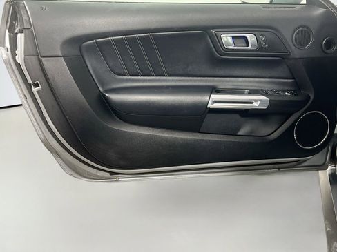 Used 2021 Ford Mustang Premium image 17