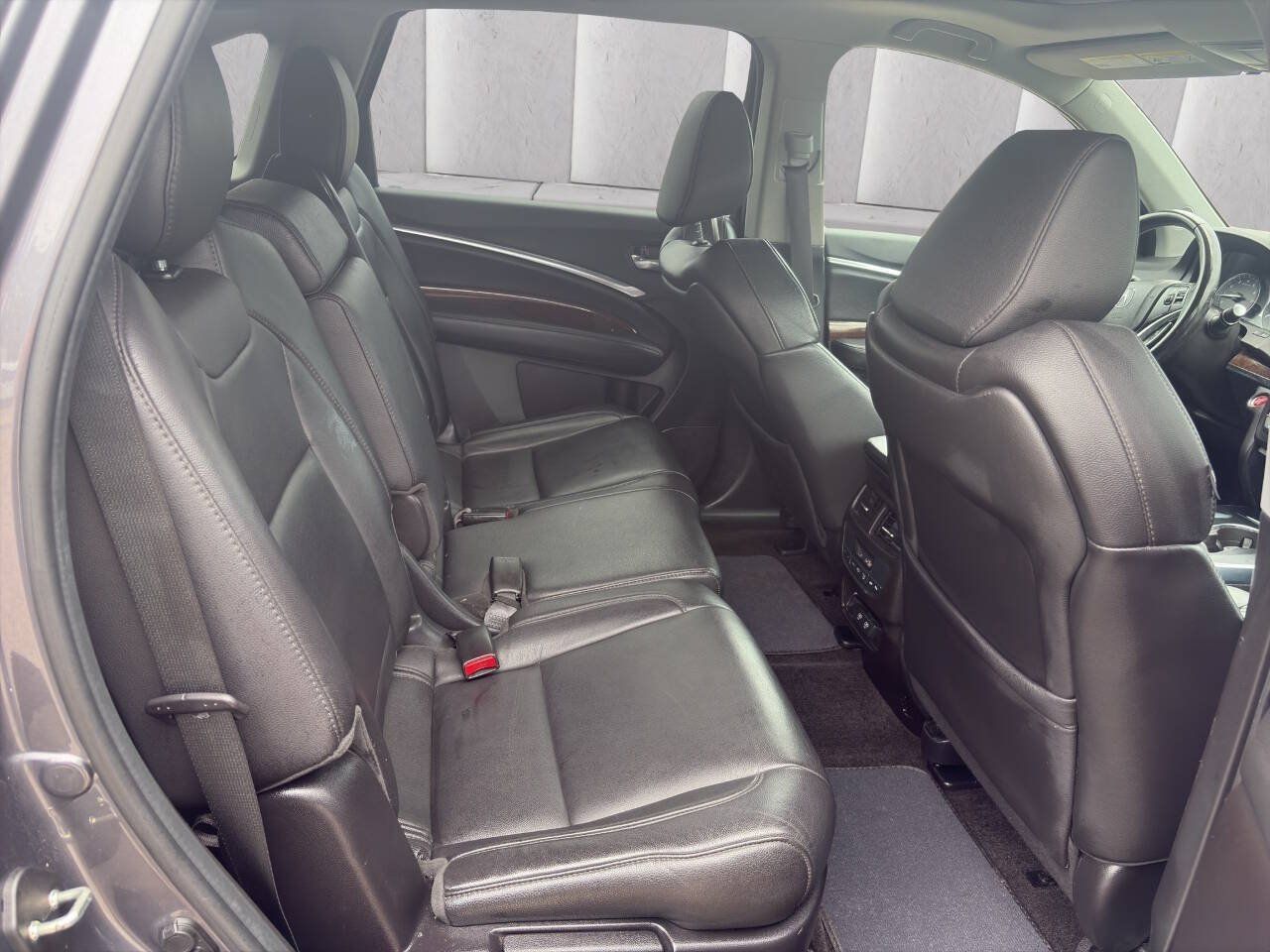 Used 2018 Acura MDX w/ Technology Package AWD/4WD image 15