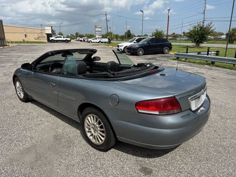 Used 2006 Chrysler Sebring Touring FWD image 4