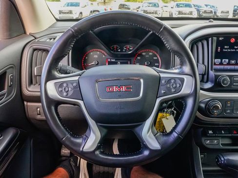 Used 2016 GMC Canyon SLT w/ Driver Alert Package image 25