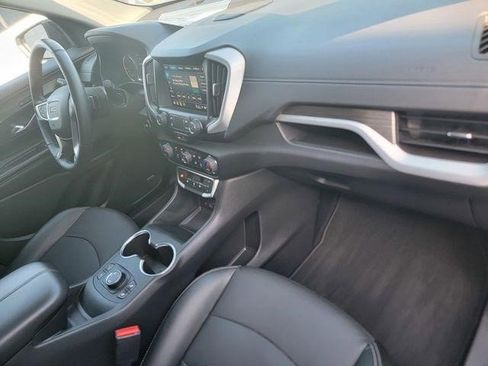 Certified 2024 GMC Terrain SLT w/ Infotainment Package II image 24