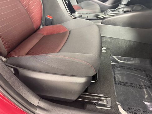 Used 2025 Toyota Corolla SE FWD image 34