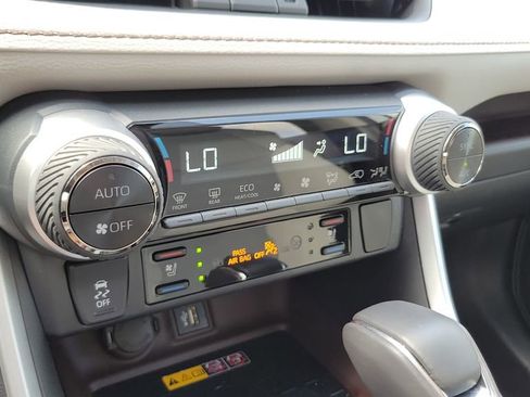 Used 2024 Toyota RAV4 Limited w/ Advanced Technology Package image 21