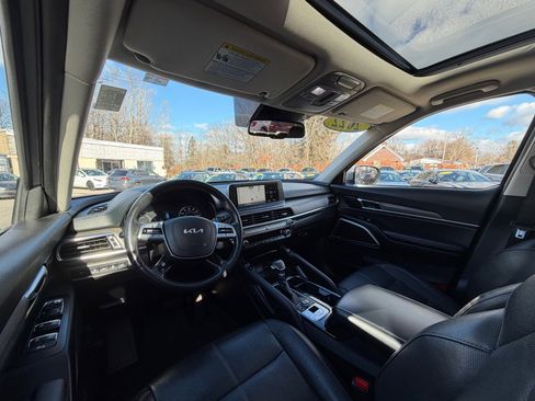 Used 2022 Kia Telluride EX w/ EX Premium Package image 11