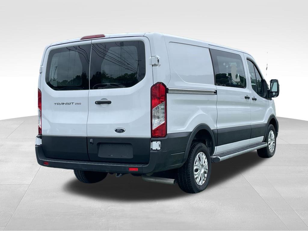 Used 2025 Ford Transit 250 Low Roof w/ Exterior Upgrade Package RWD image 4
