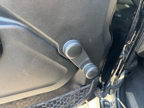 Used 2020 Jeep Wrangler Unlimited Sport AWD/4WD image 12