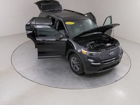 Certified 2024 Ford Explorer XLT w/ Equipment Group 202A AWD/4WD image 47