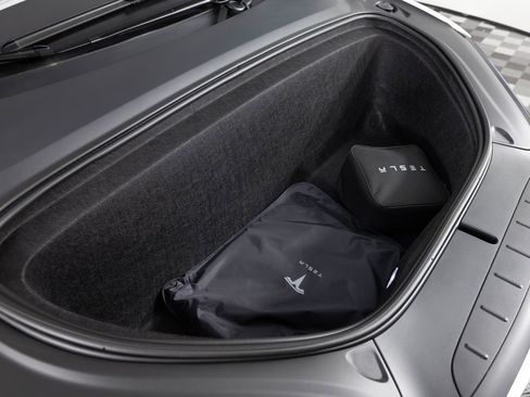 Used 2020 Tesla Model X Long Range image 43