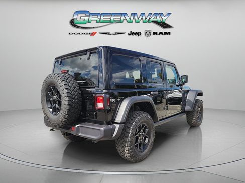 Used 2024 Jeep Wrangler Unlimited Sport AWD/4WD image 3