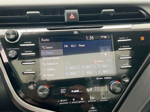 Used 2020 Toyota Camry XSE image 15