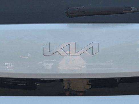 Used 2023 Kia Soul LX w/ Option Group 015 FWD image 33