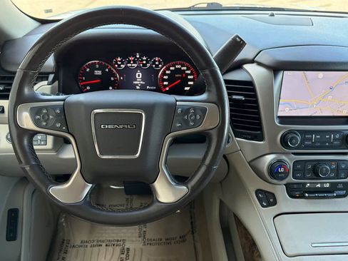 Used 2015 GMC Yukon Denali AWD/4WD image 14