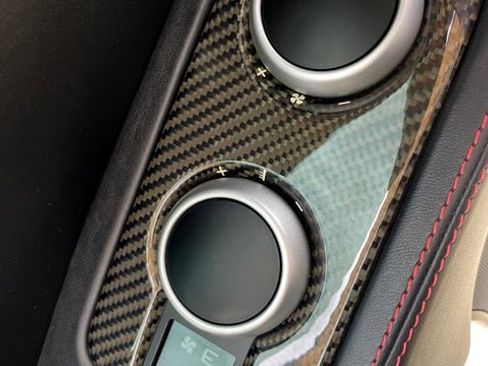 Used 2012 McLaren MP4-12C Base image 57