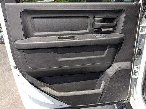 New 2024 RAM 5500 Tradesman w/ Chrome Appearance Group image 26