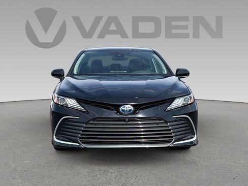 Used 2023 Toyota Camry XLE w/ Navigation Package image 18