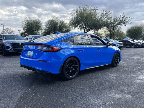 Used 2024 Honda Civic Sport image 4