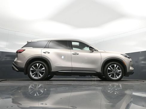 Used 2023 INFINITI QX60 Luxe w/ Cargo Package FWD image 45