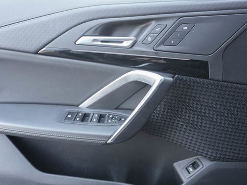 Certified 2025 BMW X2 xDrive28i image 26