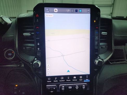 New 2025 RAM 2500 Limited image 16