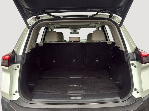 Used 2023 Nissan Rogue SL w/ SL Premium Package AWD/4WD image 21