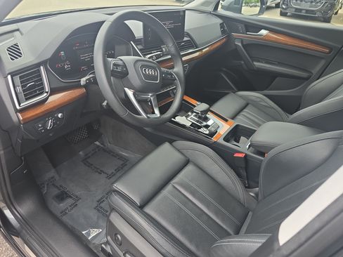 Used 2023 Audi Q5 2.0T Prestige w/ Prestige Package AWD/4WD image 15