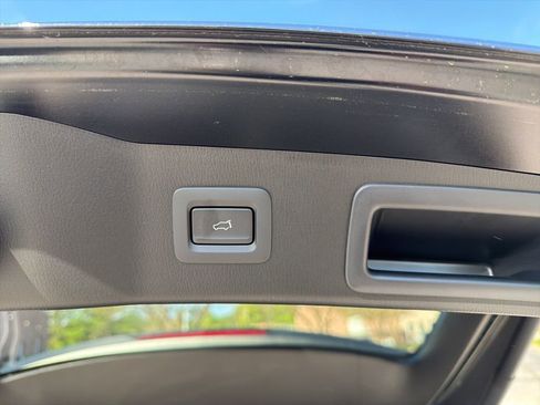 Used 2025 MAZDA CX-5 Signature image 12