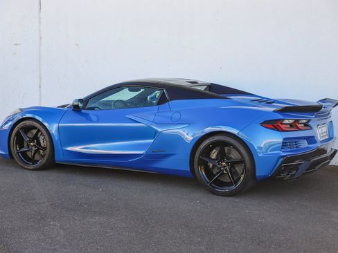 Used 2025 Chevrolet Corvette E-Ray AWD/4WD image 52