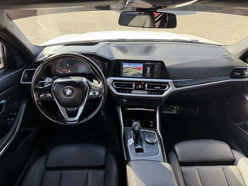 Used 2019 BMW 330i xDrive Sedan w/ Premium Package AWD/4WD image 11