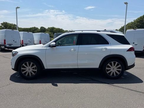 Certified 2024 Mercedes-Benz GLE 450 4MATIC image 4