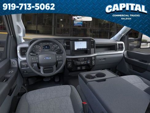 New 2025 Ford F550 2WD Regular Cab Super Duty w/ XL Chrome Package image 9