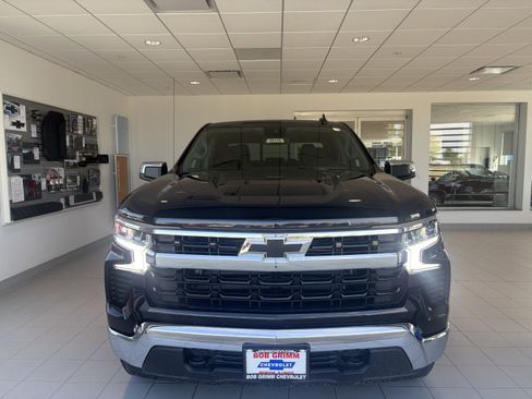 New 2026 Chevrolet Silverado 1500 LT image 3