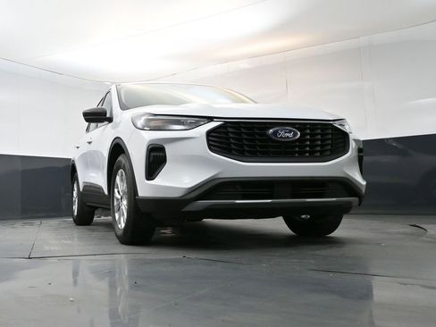Used 2023 Ford Escape Active AWD/4WD image 25