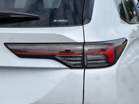 New 2026 Mitsubishi Outlander SE AWD/4WD image 27