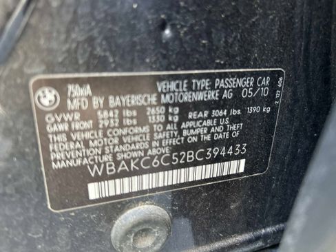 Used 2011 BMW 750i xDrive AWD/4WD image 23