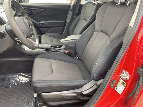 Used 2021 Subaru Crosstrek 2.0i image 11