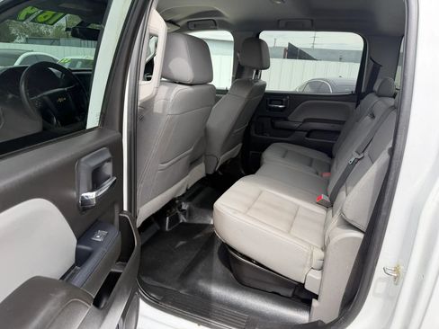 Used 2018 Chevrolet Silverado 2500 W/T w/ WT Convenience Package image 15