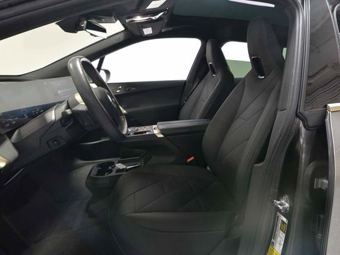 Used 2023 BMW iX M60 w/ Executive Package image 8